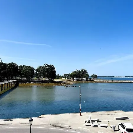 Frente Al Mar 비야누에바 데 아로사